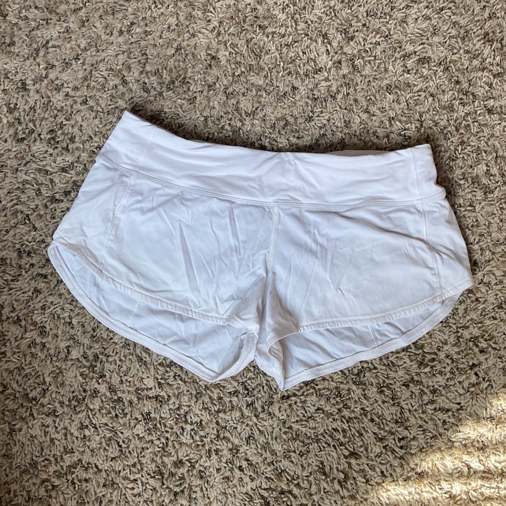 Lululemon white speed up shorts size 8